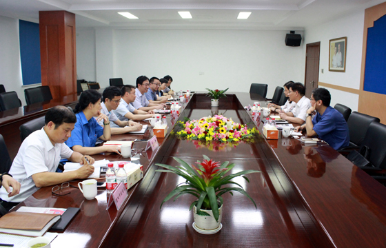 省统计局党组成员、省地方统计视察局局长王当龄来必发电缆调研