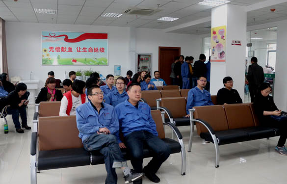 弘扬真善美，，，必发电缆员工起劲加入无偿献血