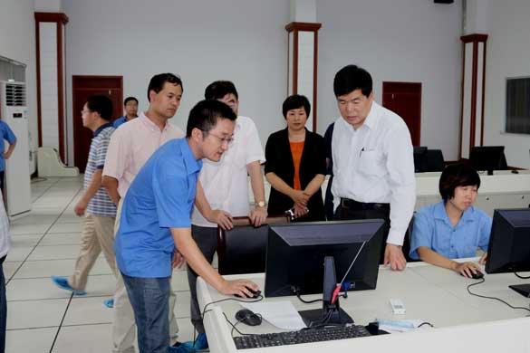 国务院参事胡本钢来必发电缆举行“核电走出去”调研