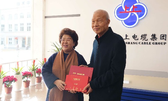 常州市人大常委会主任白云萍一行到访必发电缆